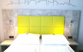 Sleepysleepy Hotel Dillingen